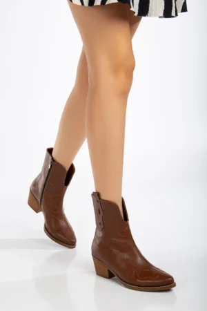 Wild Belle-Western Kovboy Kısa Bot – Şıklık ve Zarafeti Keşfedin - Görsel 14