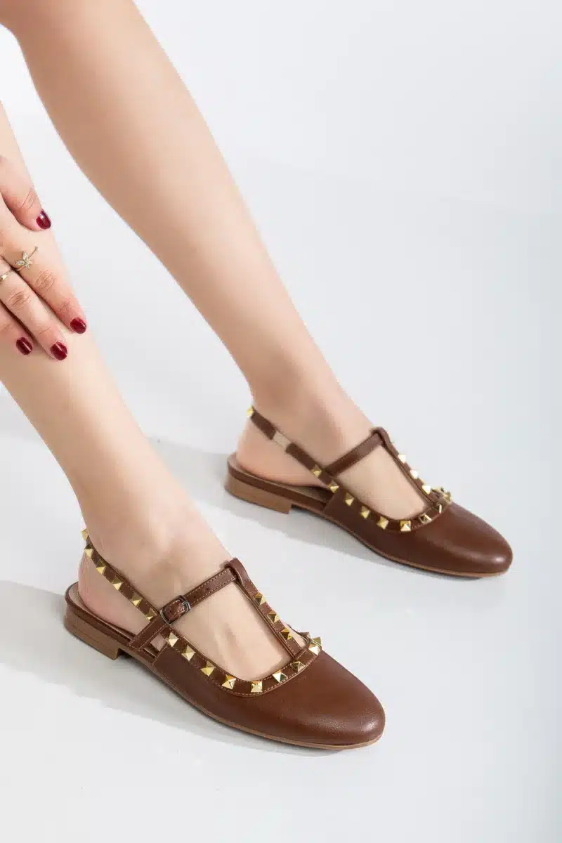 Ms. Sugar Shoes Rugan Zımbalı T-Strap Düz Babet - Görsel 8