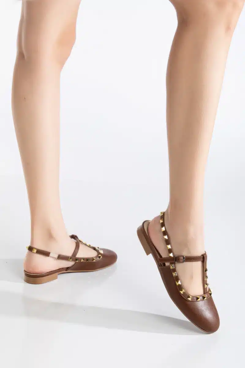 Ms. Sugar Shoes Rugan Zımbalı T-Strap Düz Babet - Görsel 9