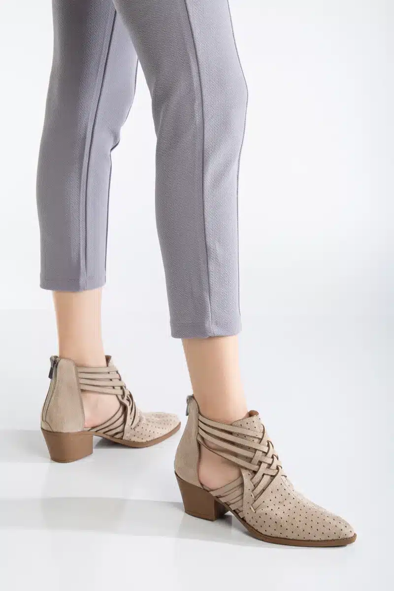 Ms. Sugar Shoes Çapraz Bant Detaylı Yazlık Kalın Topuklu Ayakkabı - Görsel 9
