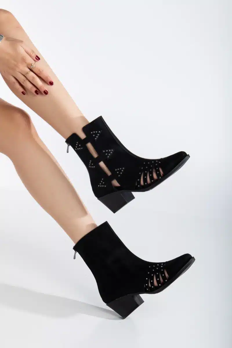 Ms. Sugar Shoes Zımbalı Delikli Topuklu Yazlık Bot - Görsel 4