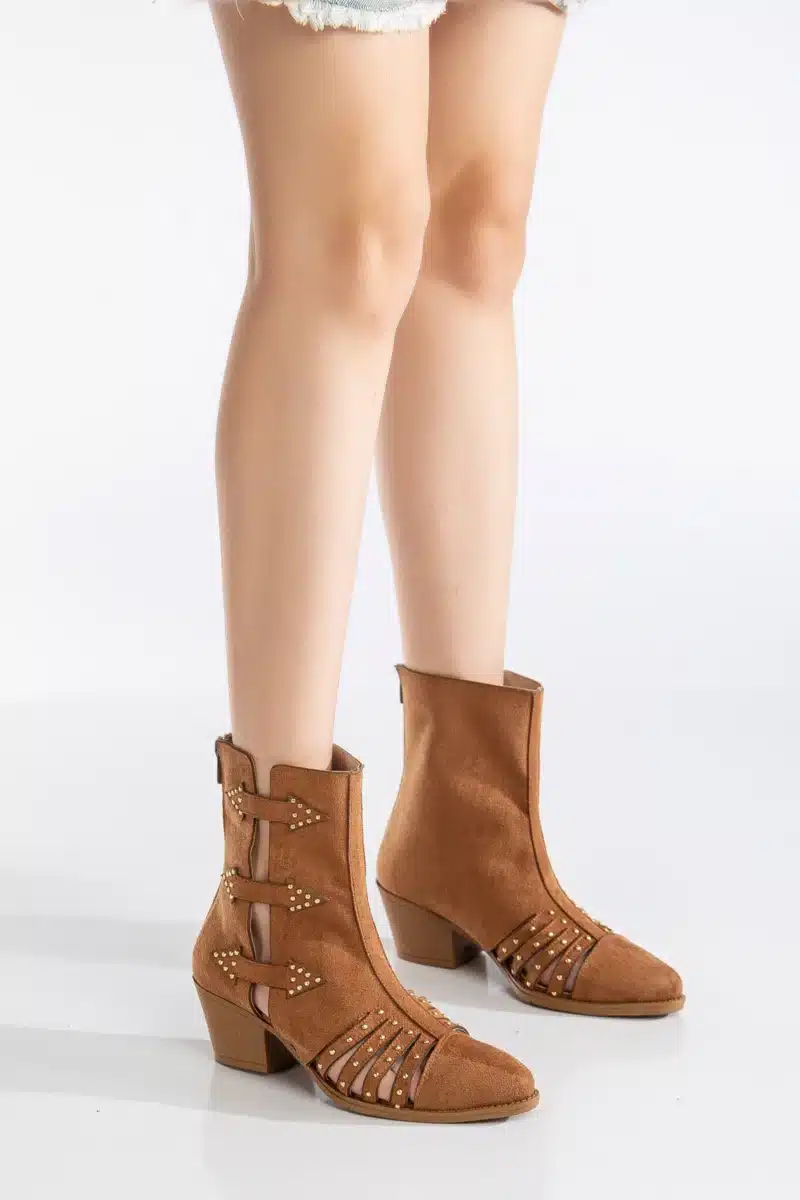 Ms. Sugar Shoes Zımbalı Delikli Topuklu Yazlık Bot - Görsel 9